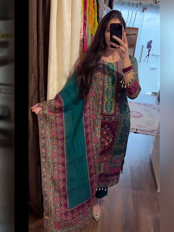 Kaneez-Heavy Fency Pair With Dupatta Set